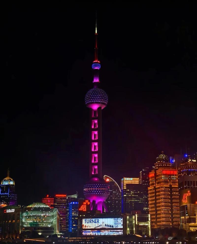 真正会办事的人，都死磕一种反人性的顺序，先给甜头，后求结果。

绝大多数人一辈子