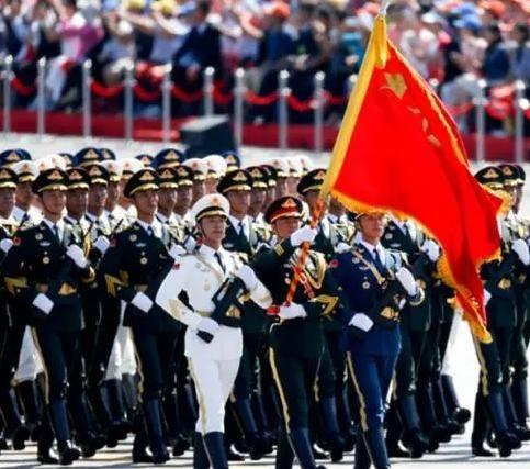 [太阳]在我看来，如果美国出手攻击伊朗，点燃中东战火，中国就迅速出手，一举解放台