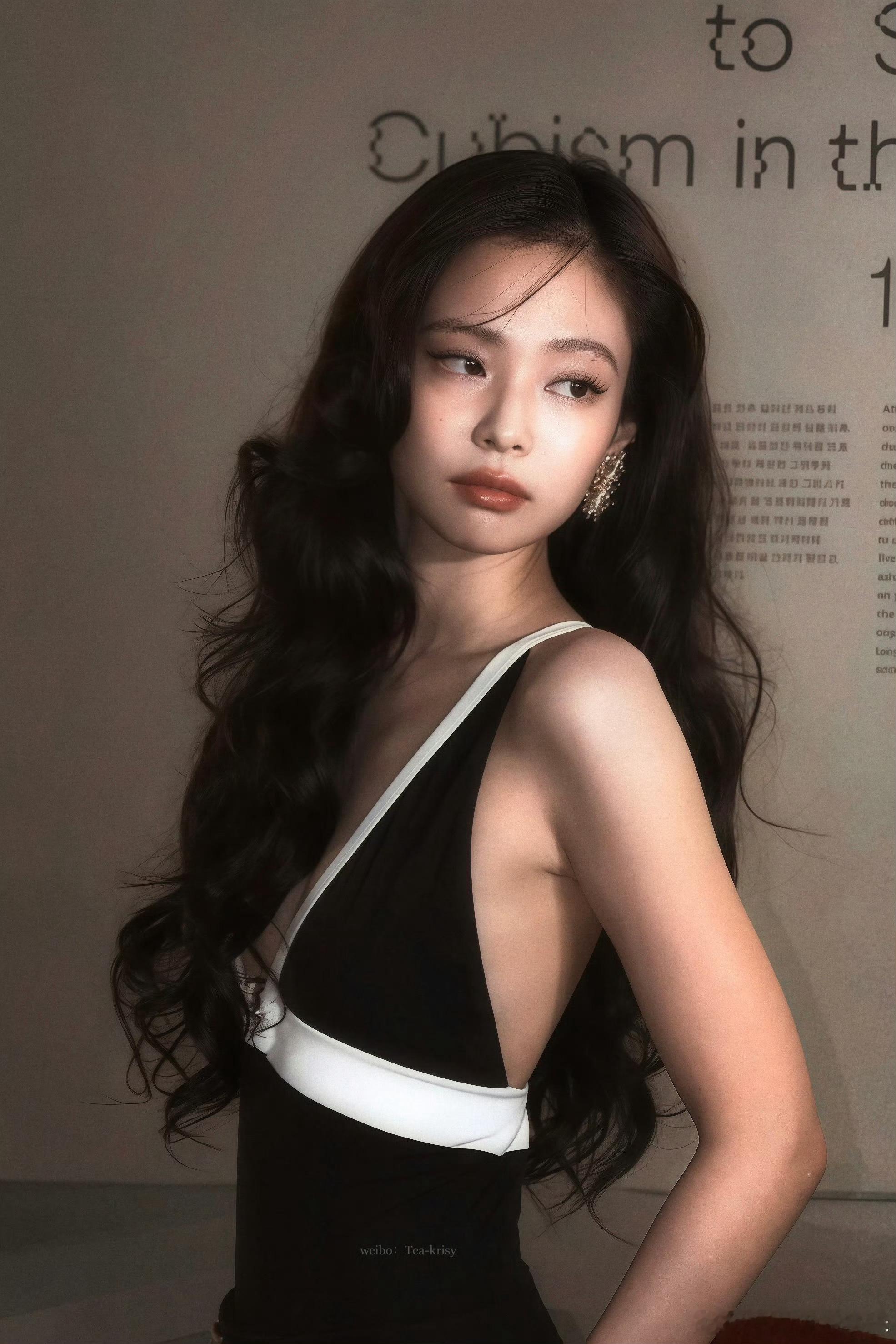 曝Jennie和内娱顶流谈过恋爱我知道是谁是这个👇 网页链接 现在还在热恋中 