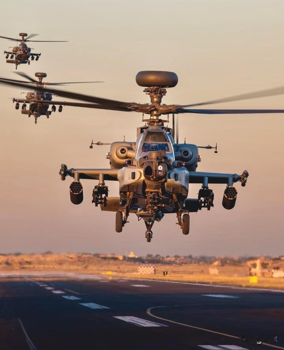 AH-64“阿帕奇”武装直升机
 
它是美国主力攻击直升机，在多场局部战争中表现