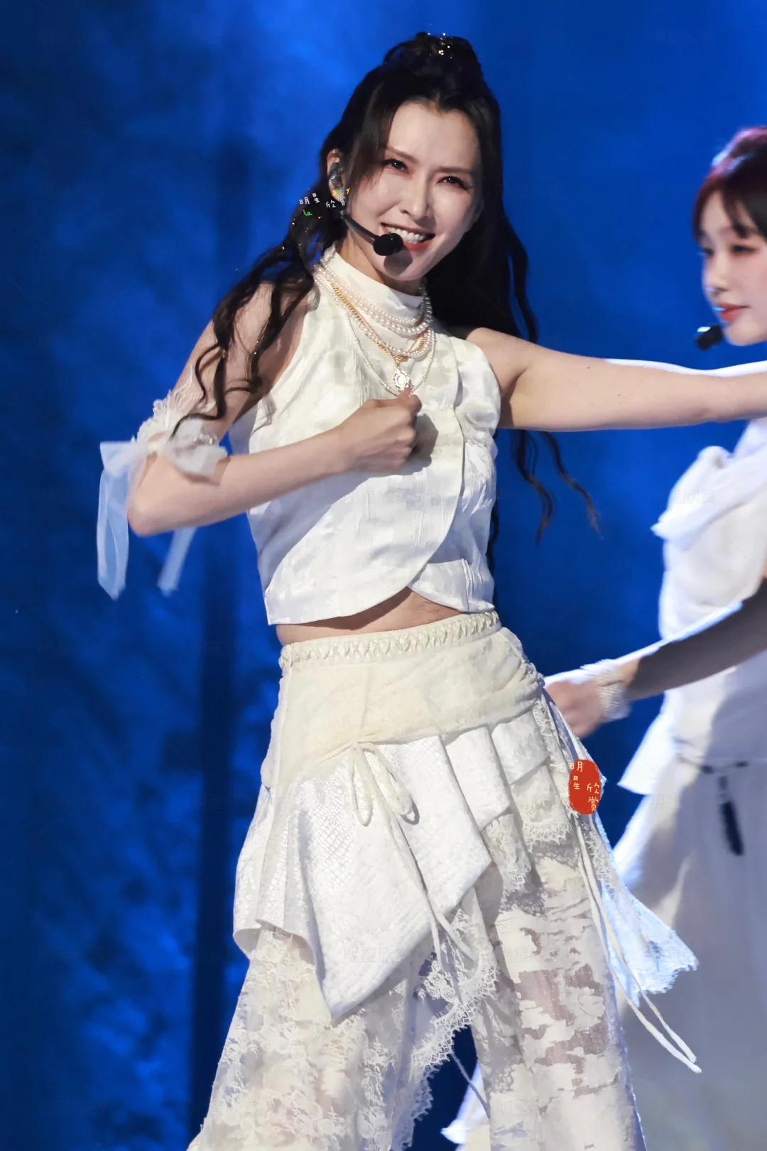 徐洁儿成团决赛表演，是女团带来的高燃