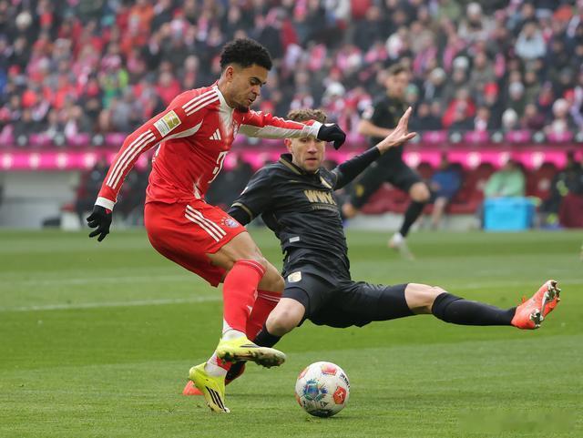 4月25日足球推荐🔥🔥🔥德甲 德甲013:美因茨VS拜仁方向：让胜让平  