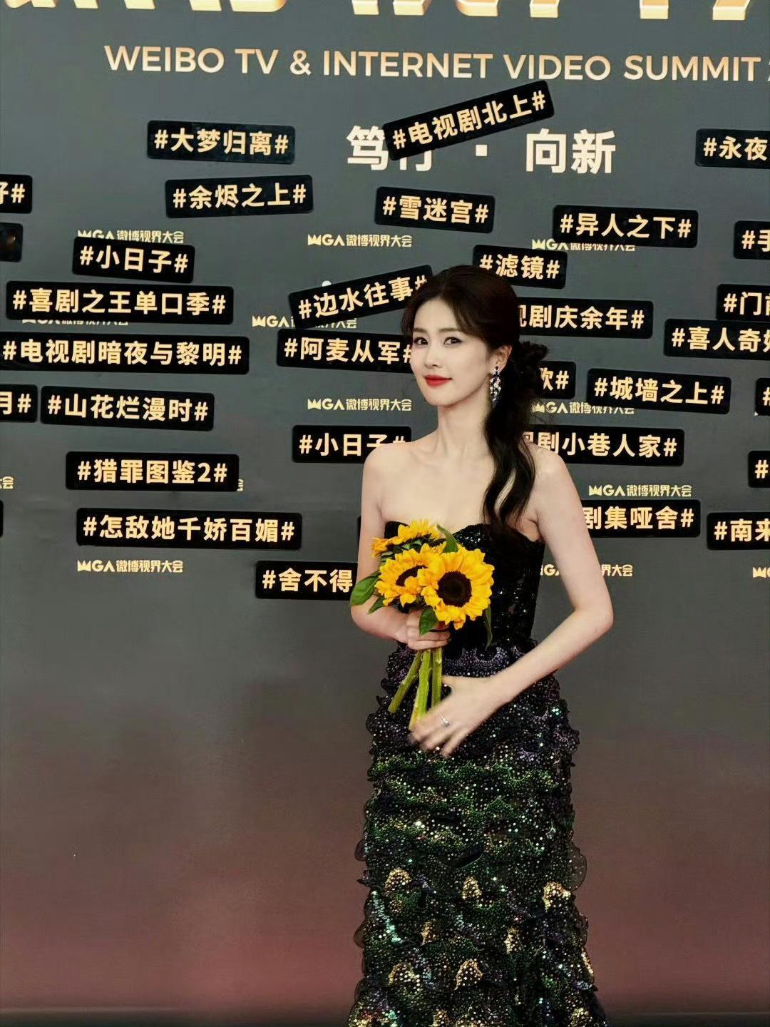 白鹿说北上可能也许很快要上了  白鹿说北上很快就和大家见面了 人美演技也特别好，