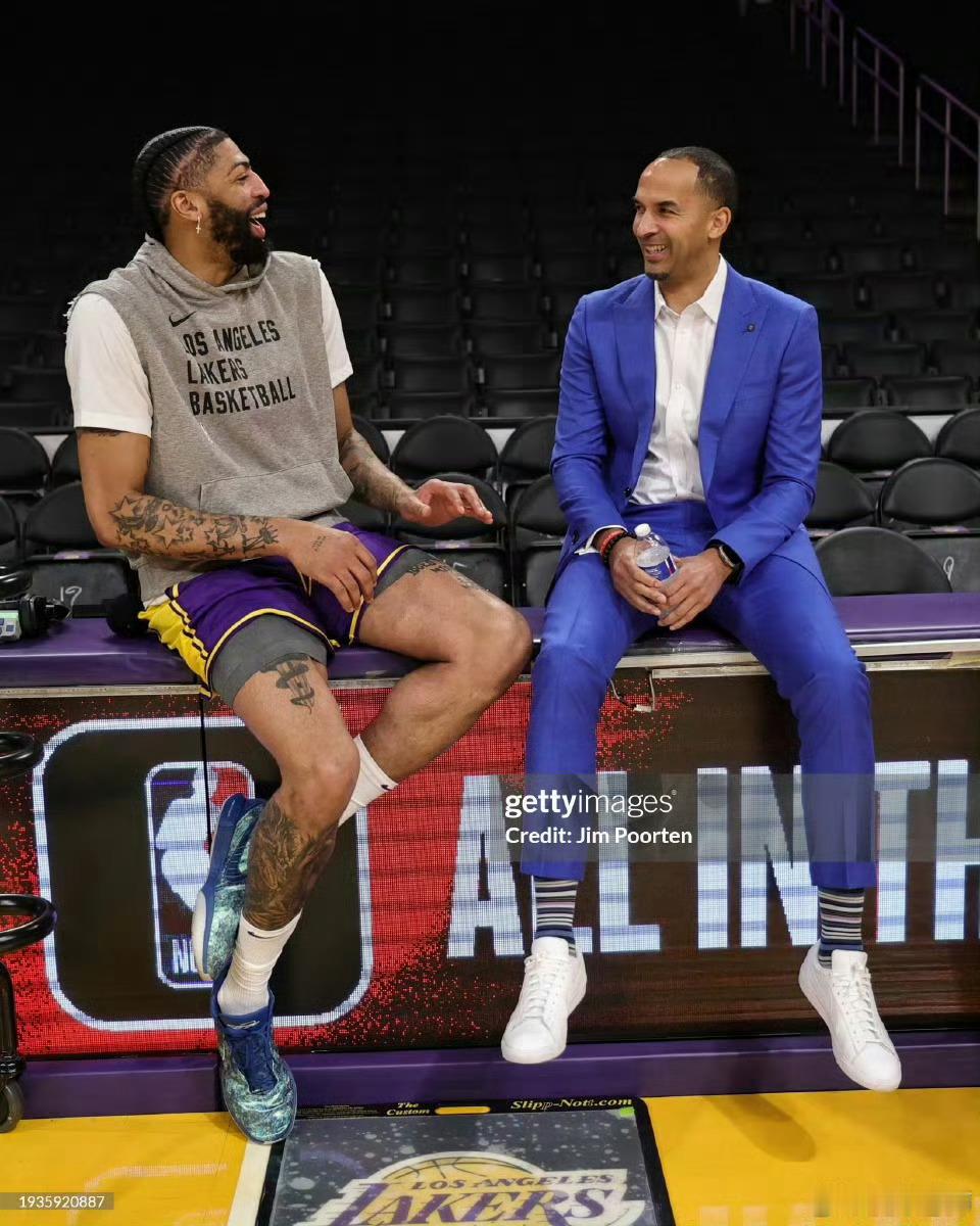 MFFL 戴维斯参加节目。“哈里森当时给我打电话，他说：‘对，我早就告诉过你，总