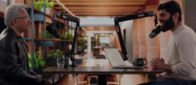 我觉得DeepSeekV4一发布就开源，最大的亮点就是：Ds4直接证明，前几天黄