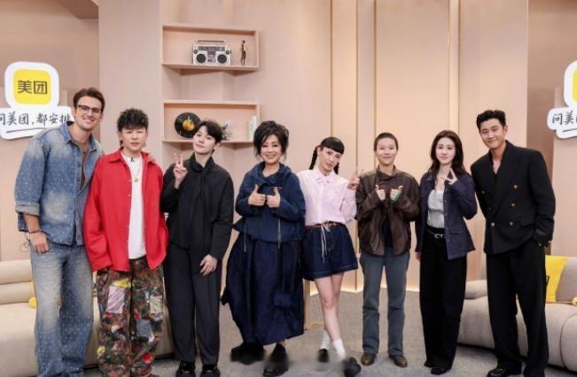 歌手制片人称选曲决定权在歌手手里制片人谈歌手选曲过程 6月1日，《歌手2026》