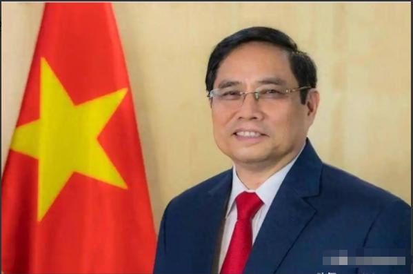 2020年疫情正乱的时候，传出中国缺粮的风声，越南立马宣布禁止粮食出口，而过了两