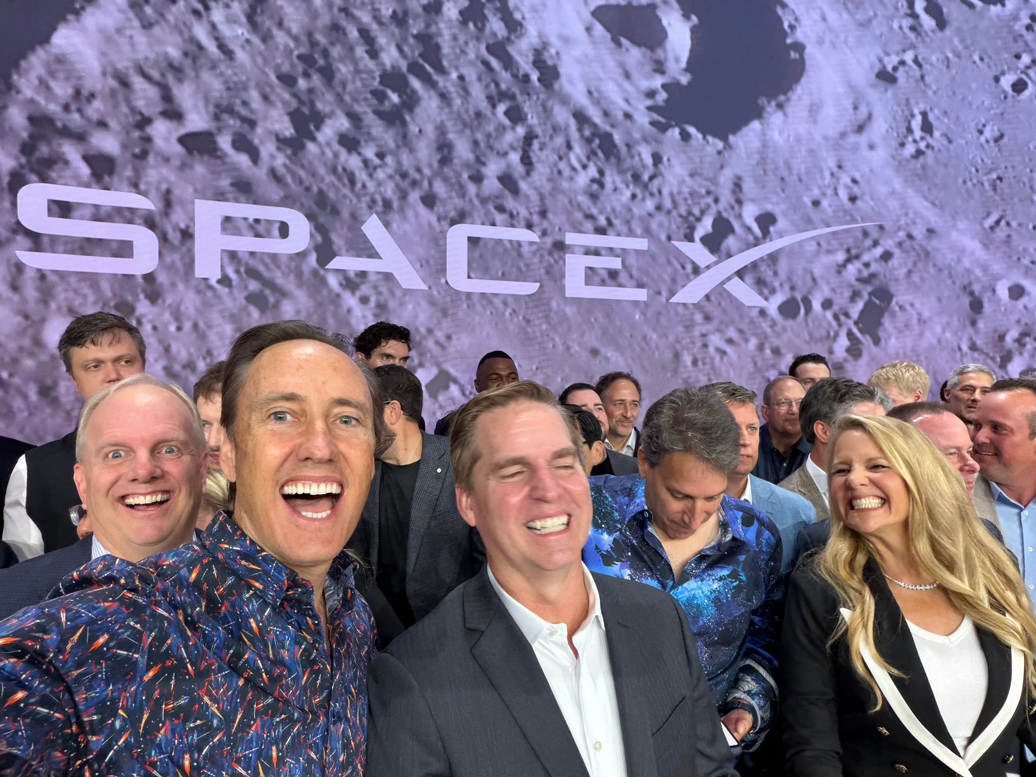 SpaceX IPO照片9张 