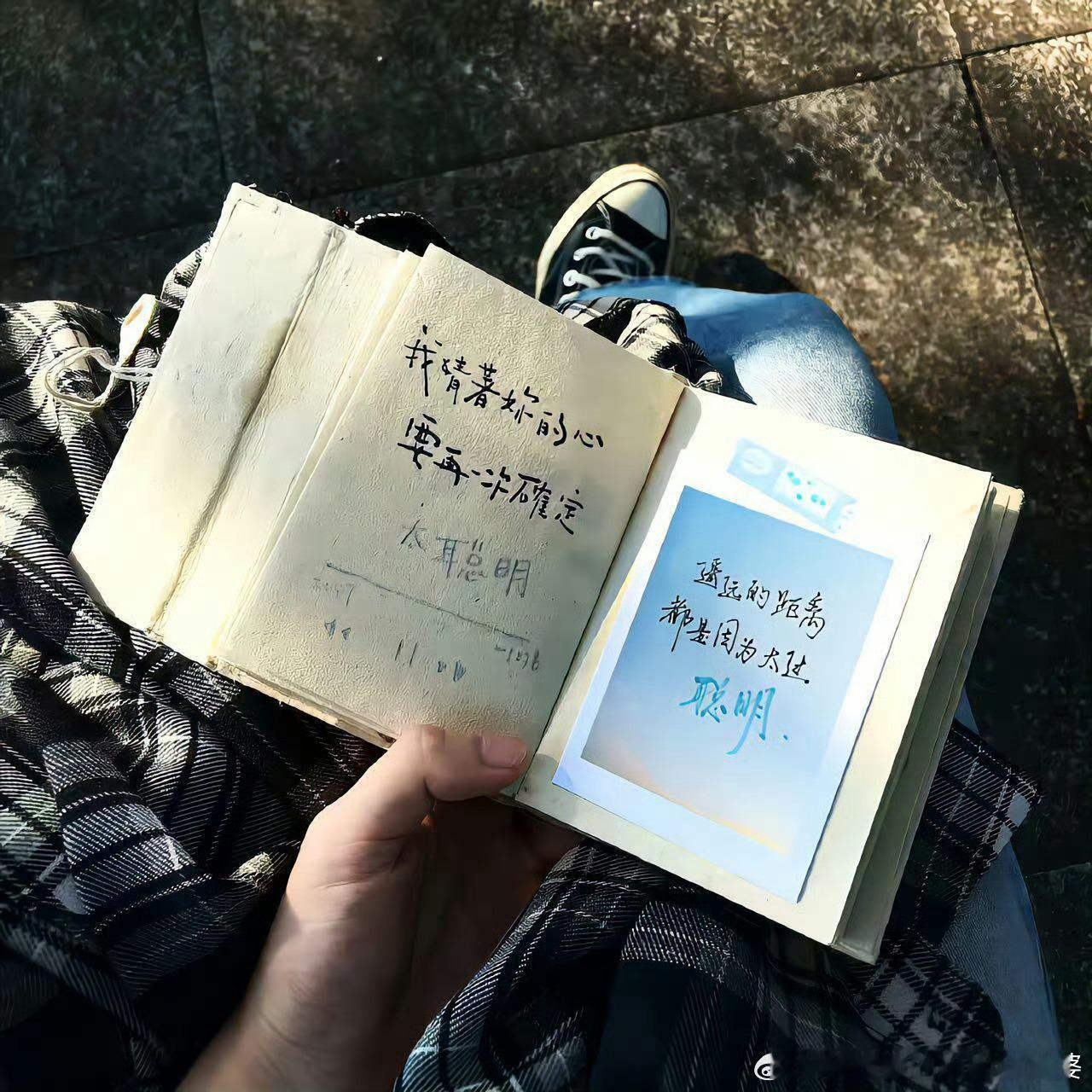 韦雪太能吃苦了说实话我对这个话题有点好奇，为什么要突出她太能吃苦？韦雪她不管多能