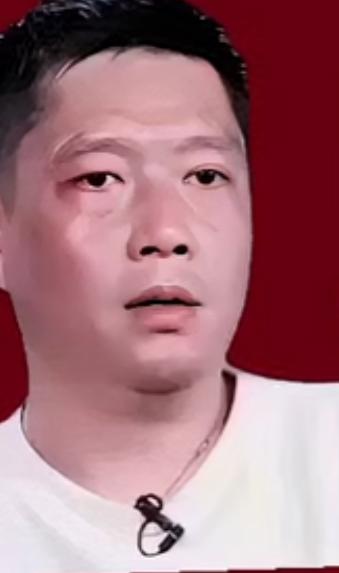 邱导自曝曾多次
为莎莎崩溃落泪
我不止一次为莎莎落泪，
世乒赛夺冠听见她含泪致谢