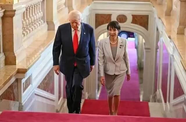 特朗普当众翻旧账：偷袭珍珠港，你们最专业！日本瞬间破防。
 
当地时间3月19日