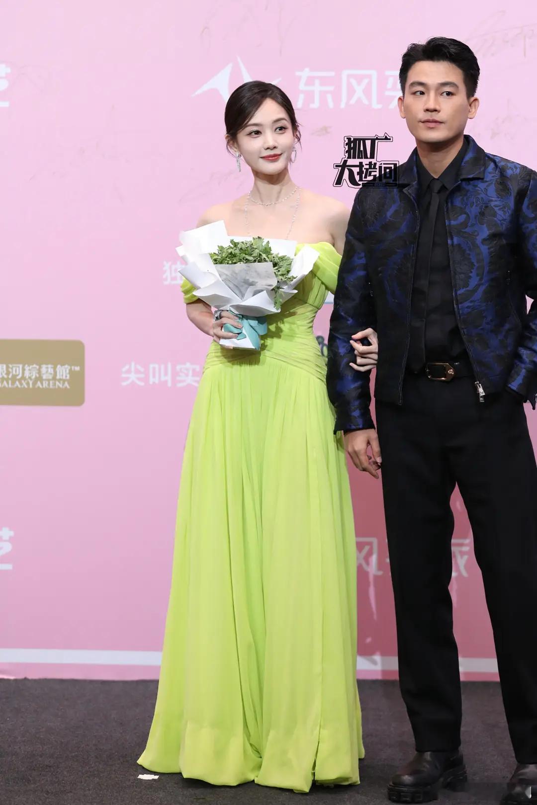 尖叫之夜红毯  邓为 黑马王子 明星狐厂生图李一桐，欧豪，陈哲远，邓为，白客，罗