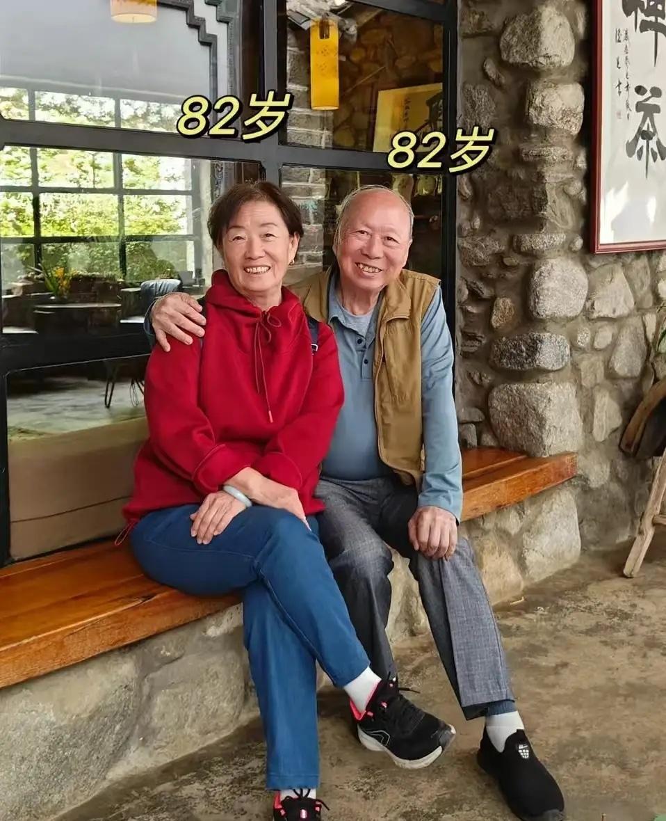 人这一辈子，说到底拼的就是身体。今天写下“健康长久”，不求一时多强壮，就求长久踏