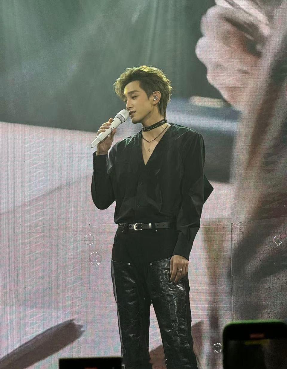 范世錡 有点羞耻但还是想说 范世錡与粉丝的互动太有爱了！11 年前的口号再次响起