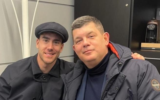 青岛海牛再次重组，所有外援一个不留了？

虽然青岛海牛官宣了前梅州客家的主帅里斯