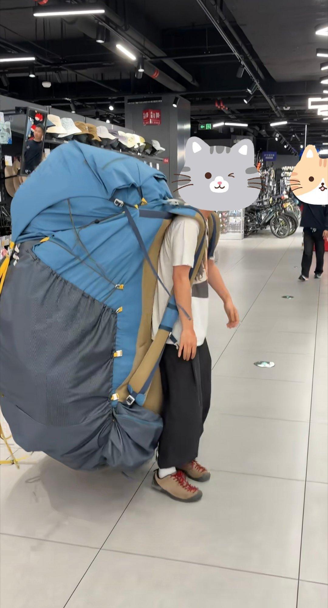 多高的人适合背迪卡侬这包？ 
