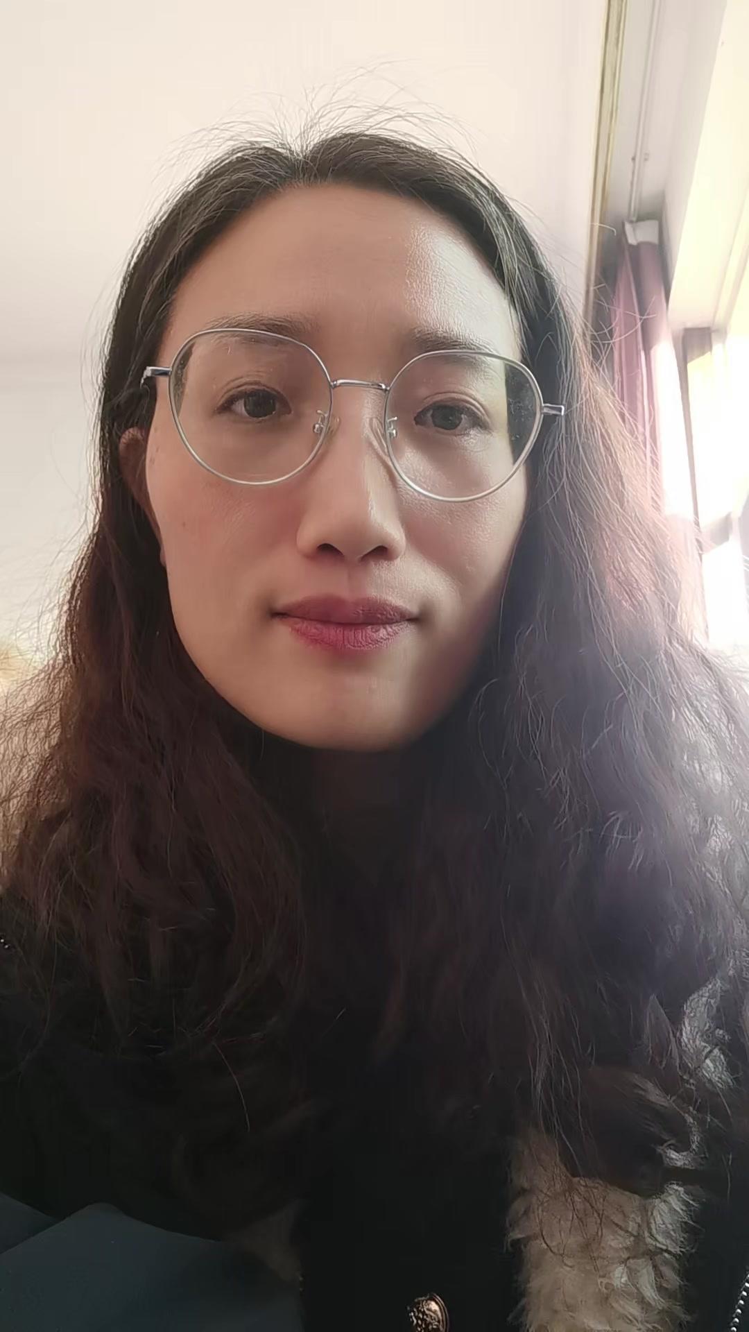 跨年音乐会阵容太惊喜了！太开心了，今年与辉同行的跨年音乐晚会已经敲定了！这次仍旧