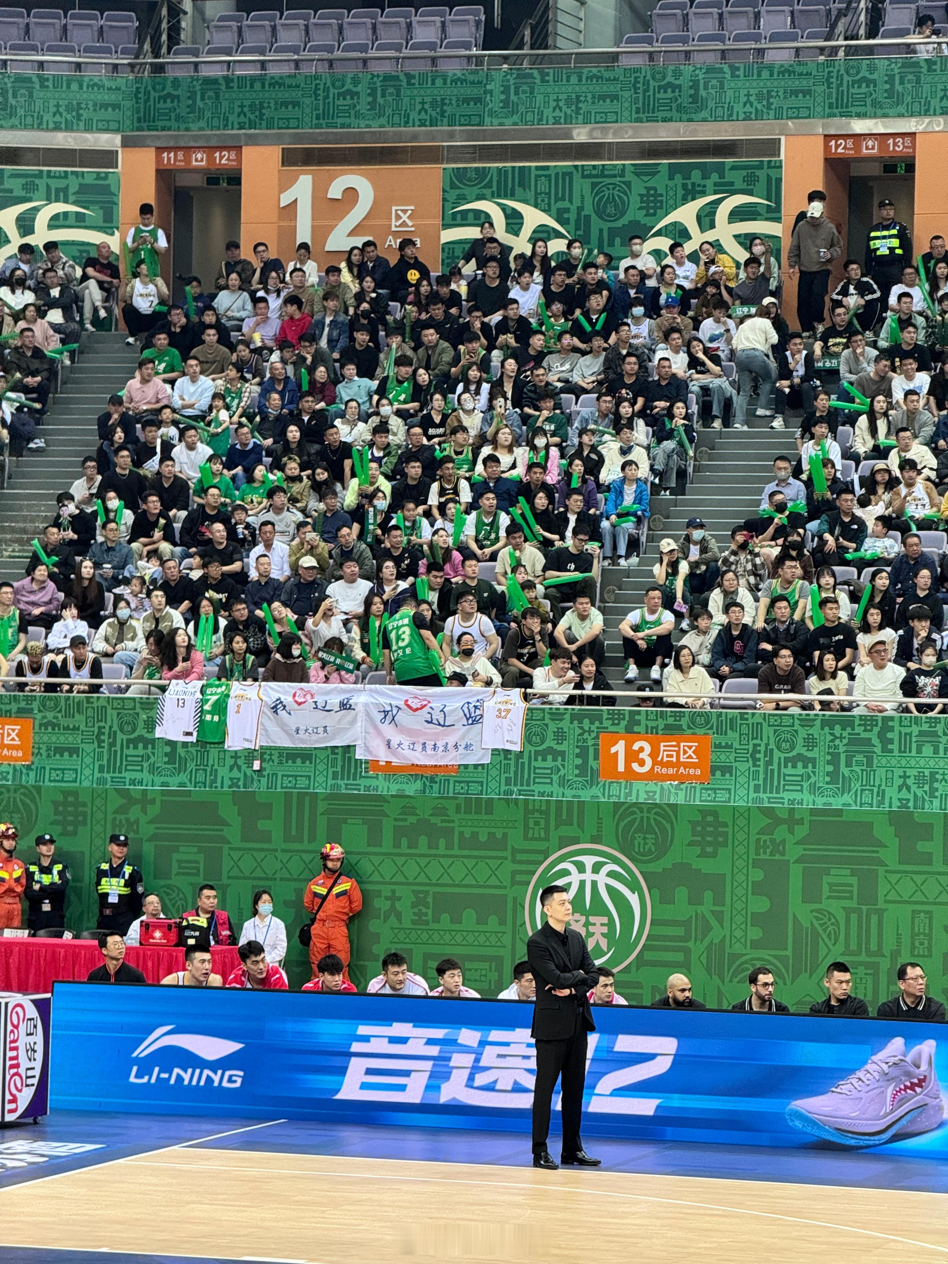 我们会一直在身后支持#杨鸣[超话]##辽宁男篮[超话]##辽宁男篮战胜同曦男篮#