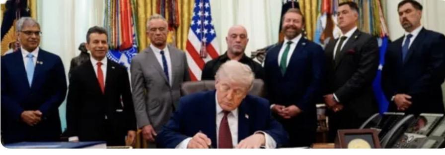 语出惊人！特朗普签令推进致幻剂疗法研究，现场打趣“给我来点儿”美国总统特朗普再出