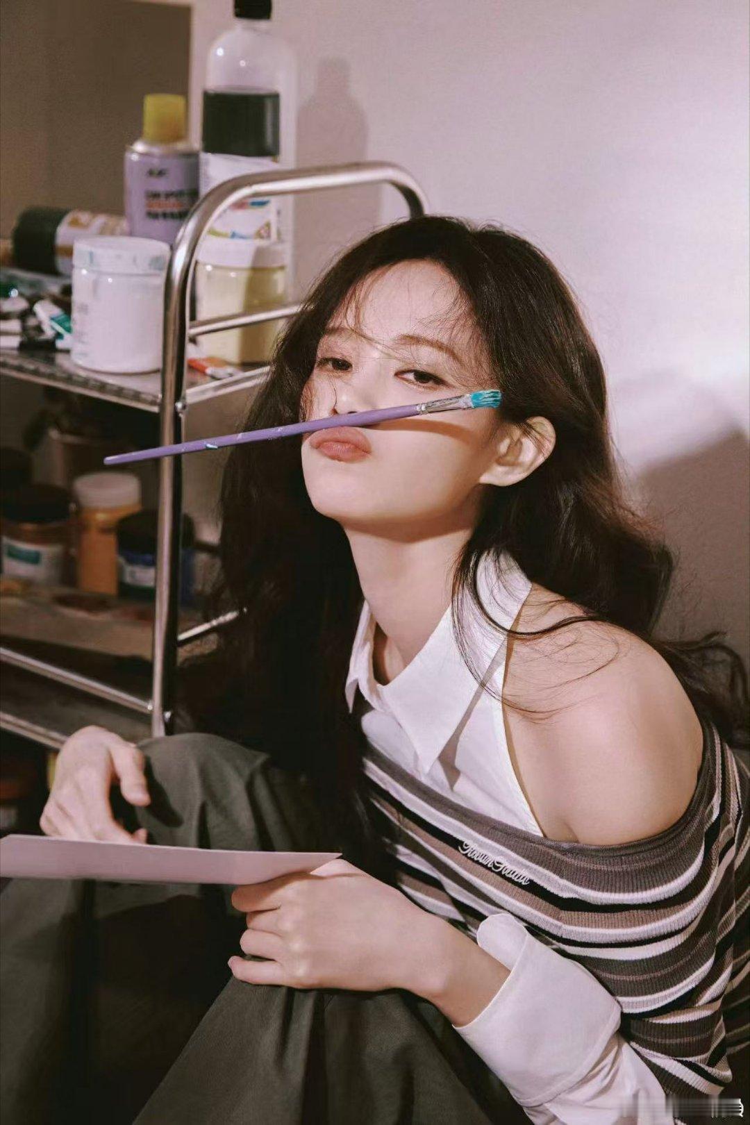 李一桐假期大片李一桐假期晒照李一桐假期大片，美， ​​​