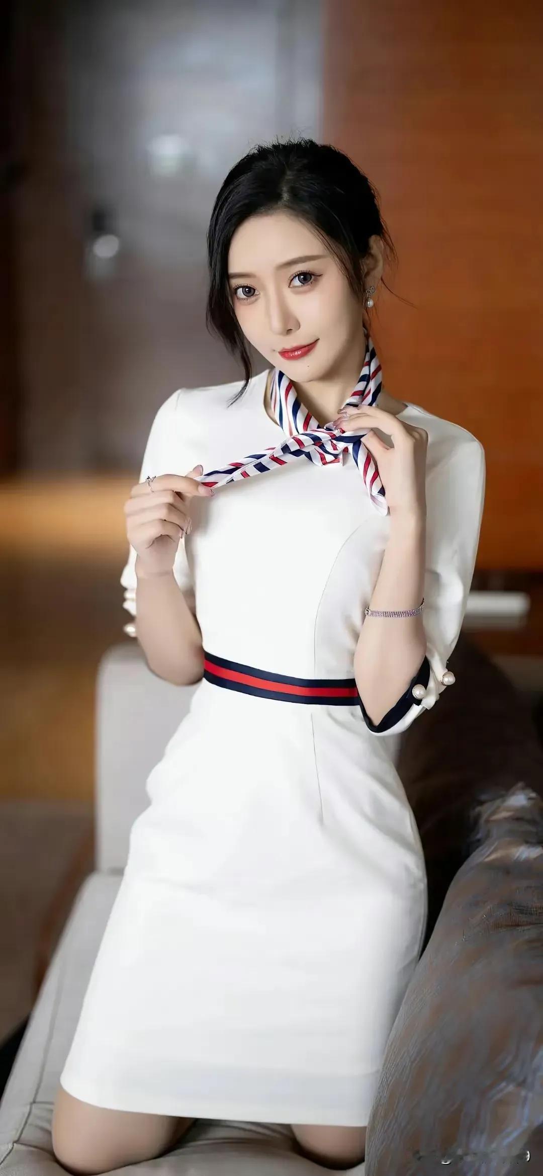 女神风情万种，极品美女