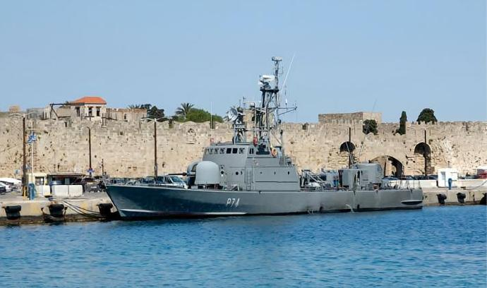 每天认识一件兵器  法国“斗士”级快速攻击艇“斗士”级快速攻击艇是法国在1964