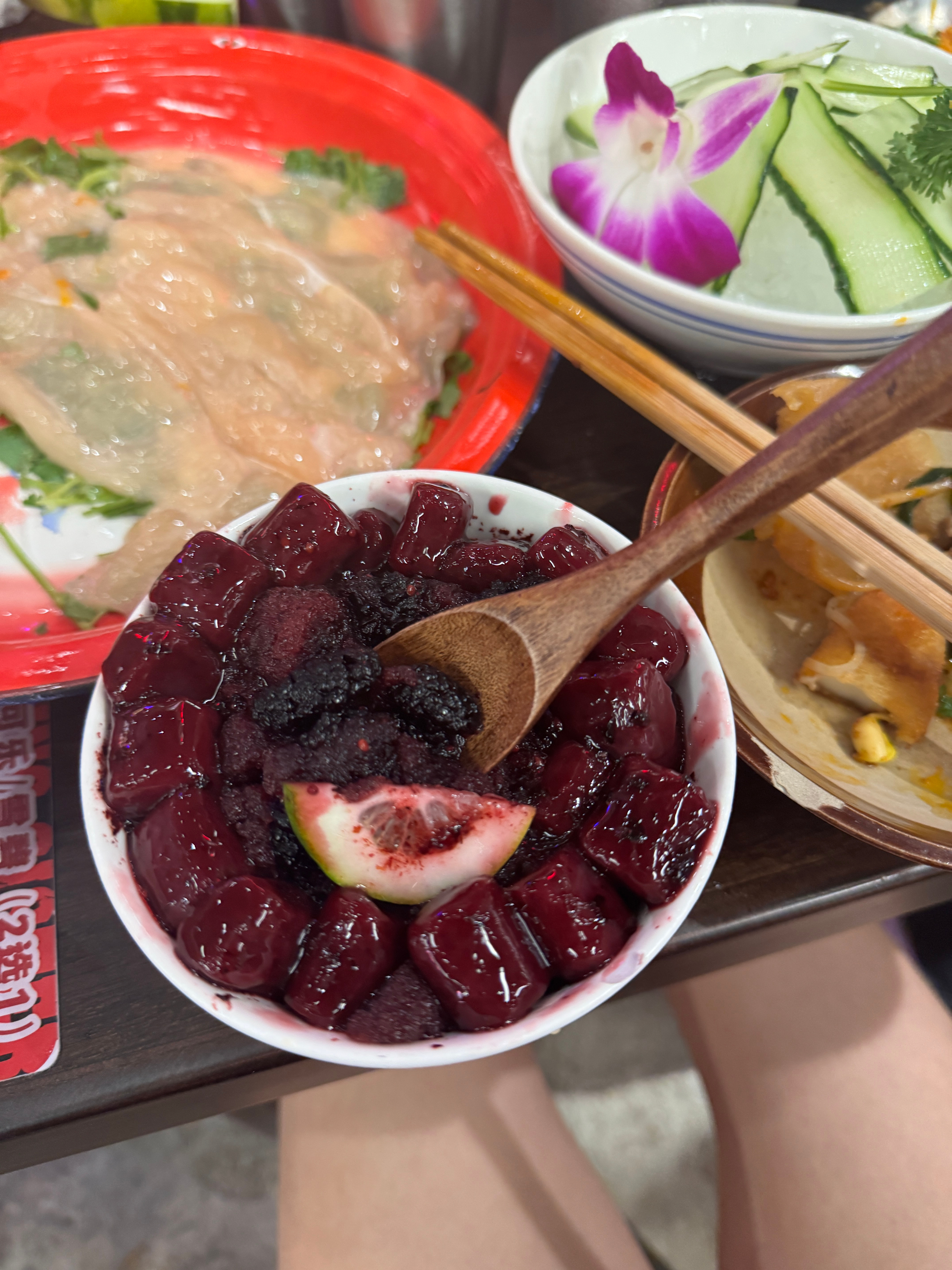 吃爽了和大家 ​​​