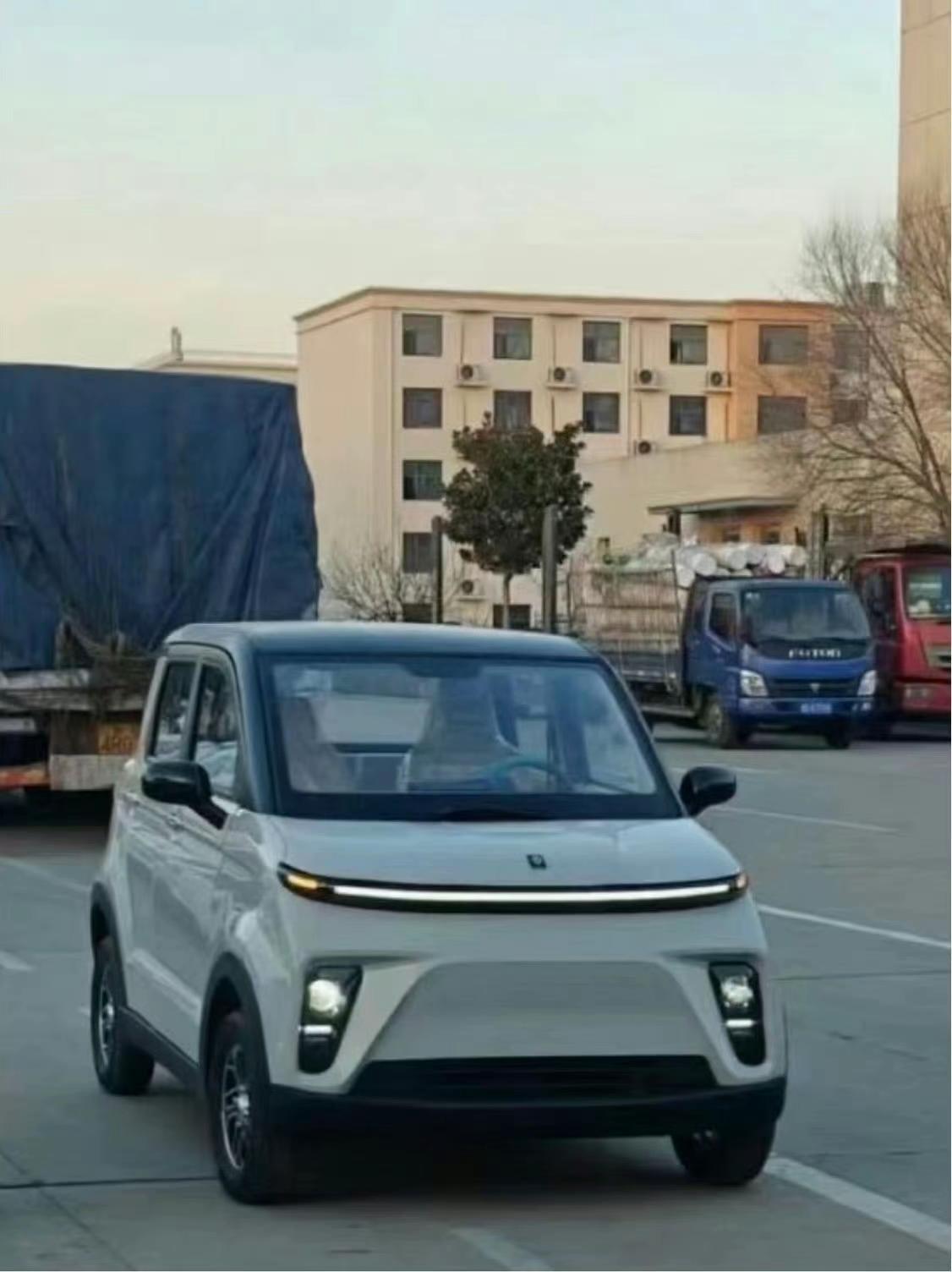 这台车该叫什么名字？
网友发给我的，这是继“保时敏捷”“黄博基尼”“劳德劳斯”“