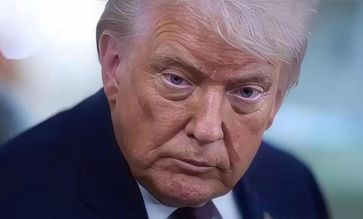 美国总统是4年一任没错，但国会是2年一选。总统上任满2年，就会有一场中期选举，就