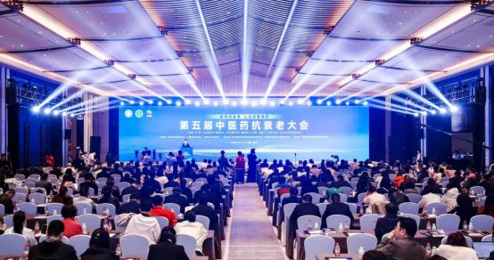 随着全球老龄化进程加快，抗衰老已从个人健康需求升级为全球性的社会议题，如何科学延