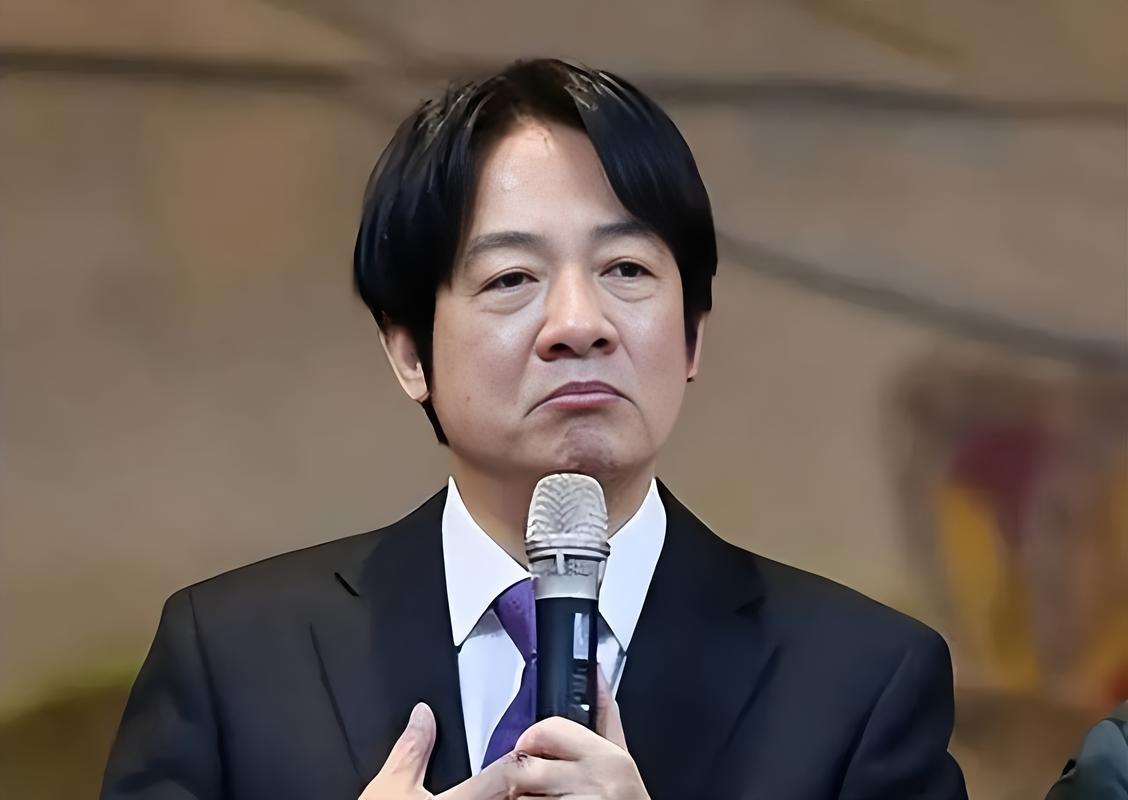 其实美国卖武器给台湾没有什么了不起的，就让它卖吧，如果卖的是淘汰的武器装备，战时