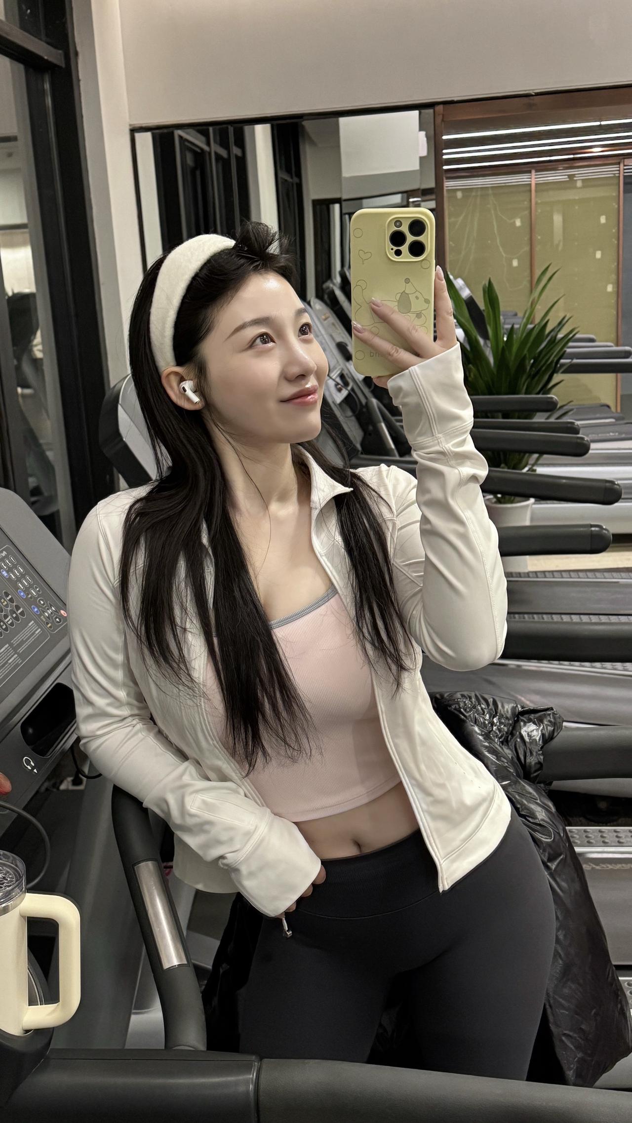 风已经有了冬天的味道了（太冷了🥶）毫无训练痕迹 上热搜 白羊座 对镜拍