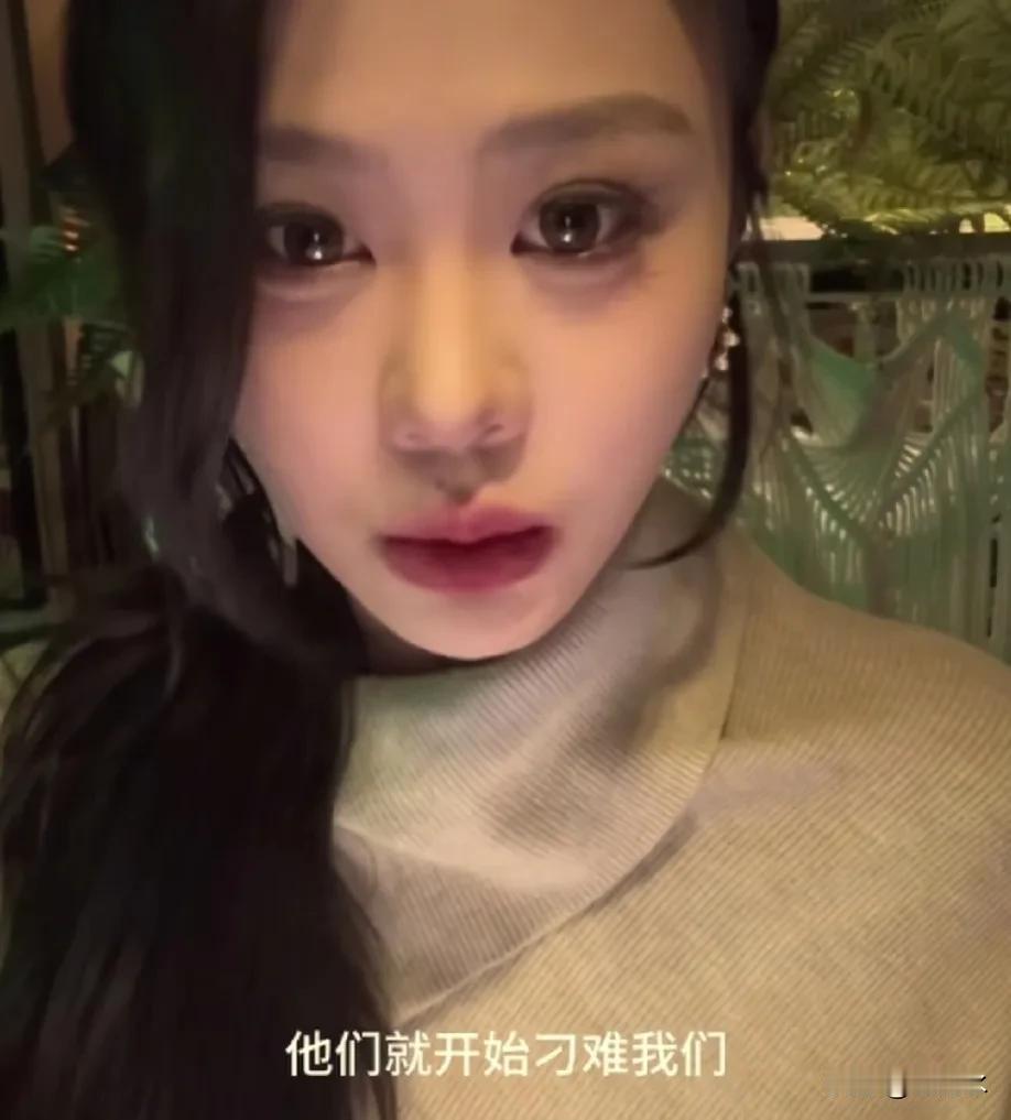 真是醉了，不给钱就往人家店铺吐唾沫，扔烟头，开车堵门，时不时还要瞪人[吐血]
松