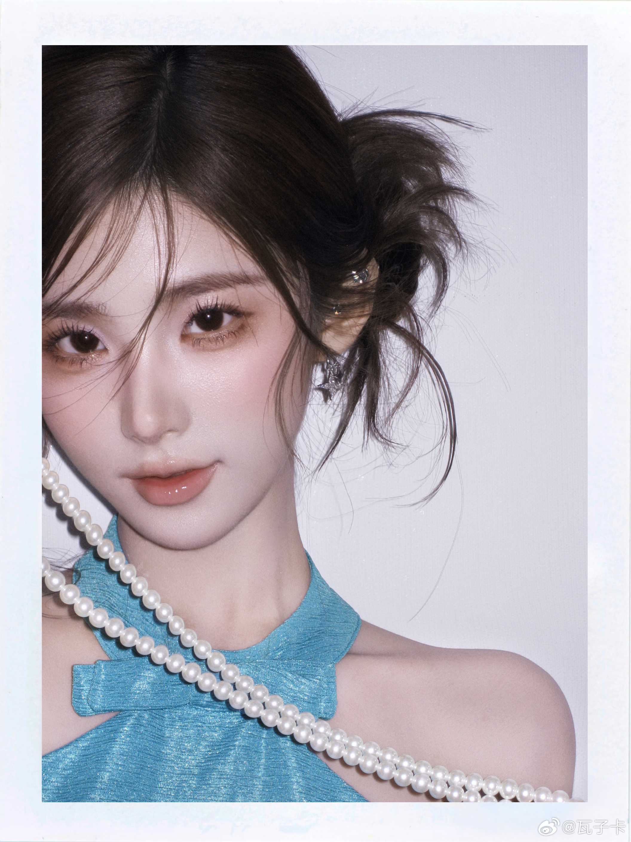 今天的氛围感是ccd📷给的镜头里的心动信号  ​​​