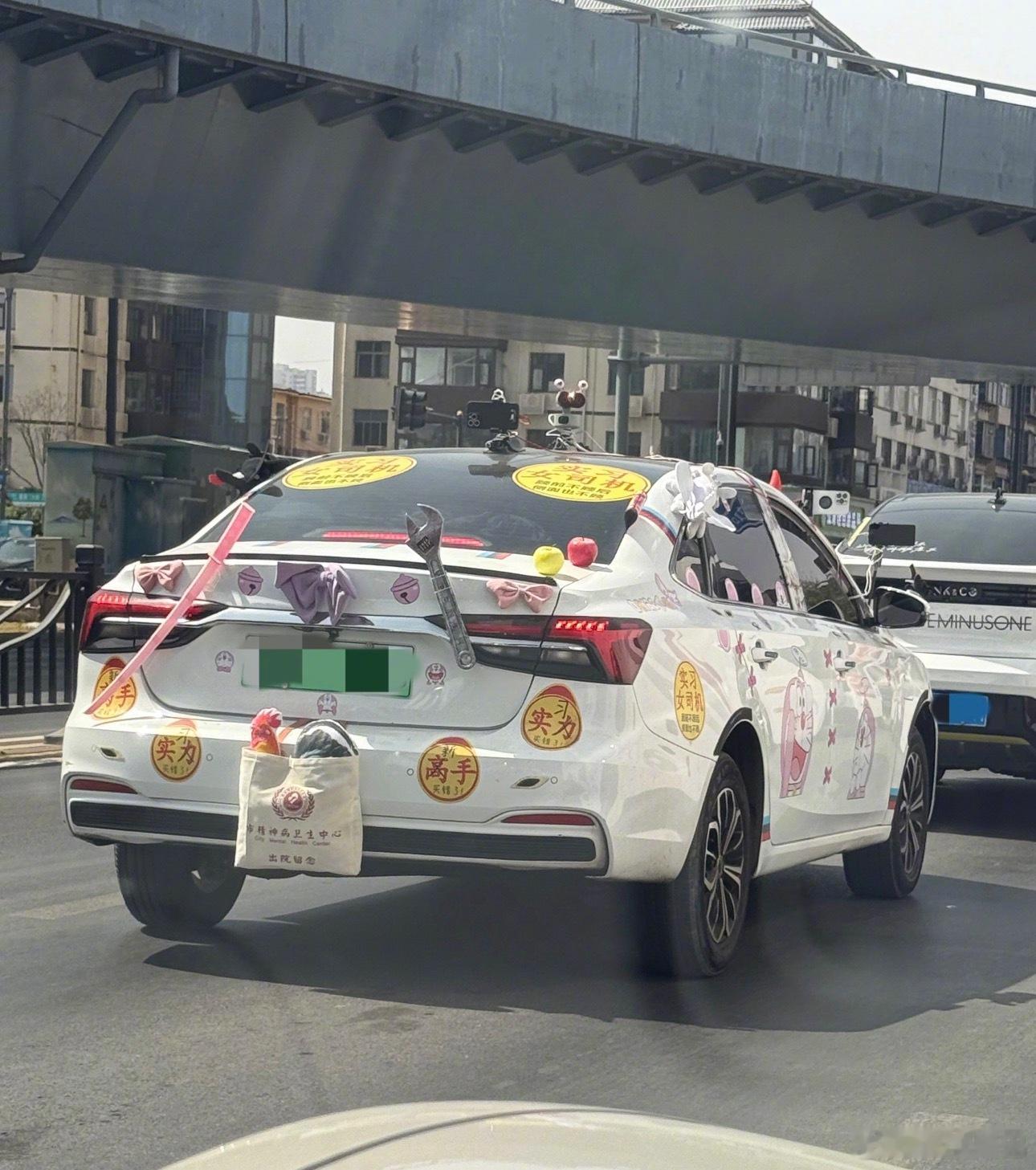 车主到底想表达什么？[傻眼] ​​​