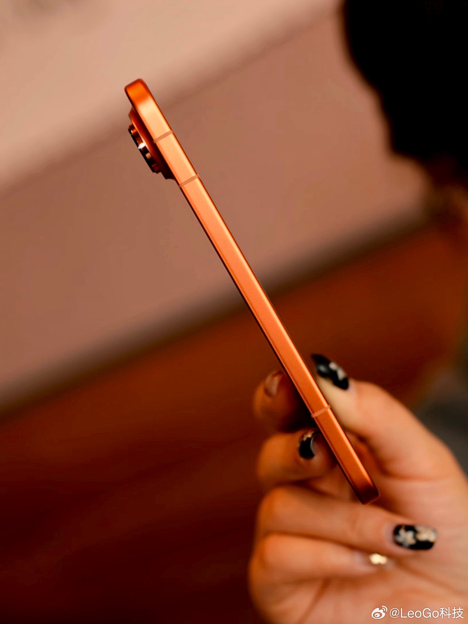 曝iPhoneAir2将正常迭代都说iPhone Air卖的不好，但是我周边用A