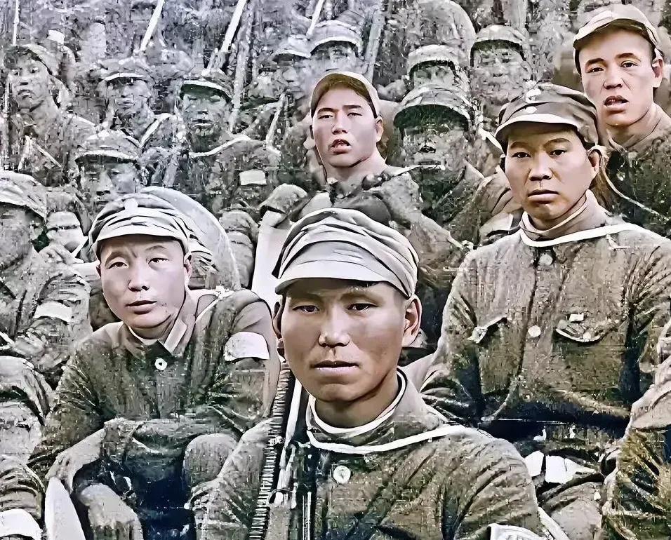 “鬼子那会儿多狂啊！1937年石原莞尔喊‘打中国找死’，没人听。1938年武汉会