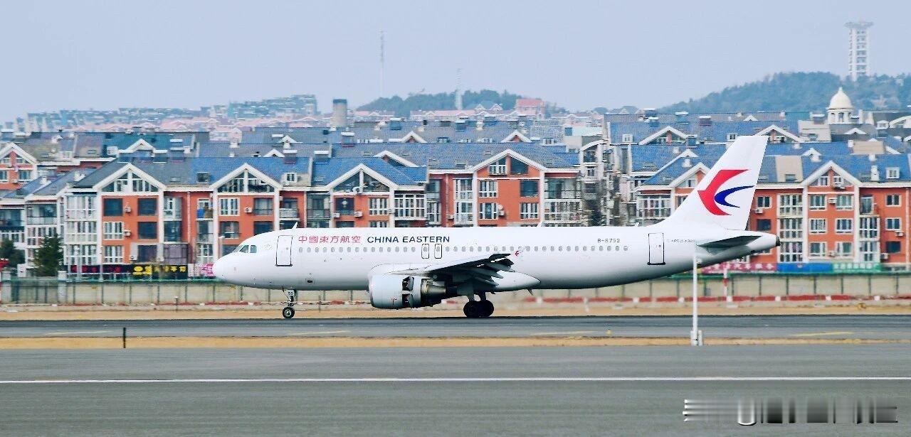 4月28日大连机场开通大连=南昌=新加坡航线
4月28日 大连机场开通大连-南昌