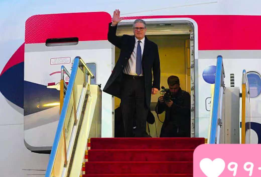 1月31日，斯塔默已飞往日本，在离开中国之前，他向中方发出一份罕见的“超前”邀请