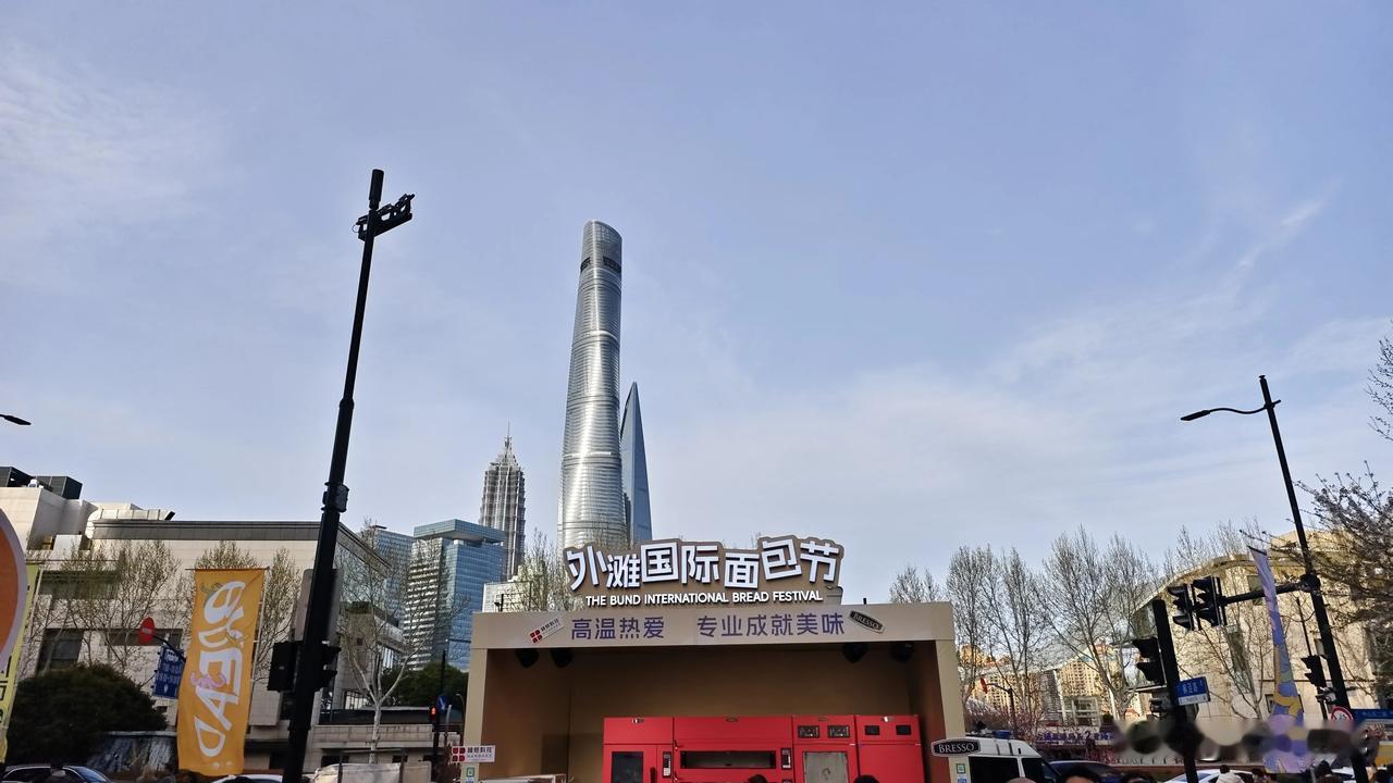 现在还没有毕业的大学生们呐，大叔给你们个建议：

无论你是学什么专业的，当然文科