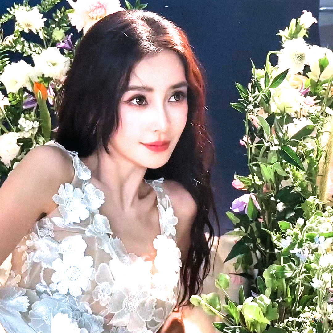 angelababy[超话] [兔子]angelababy “喜欢不会淹没于汹涌