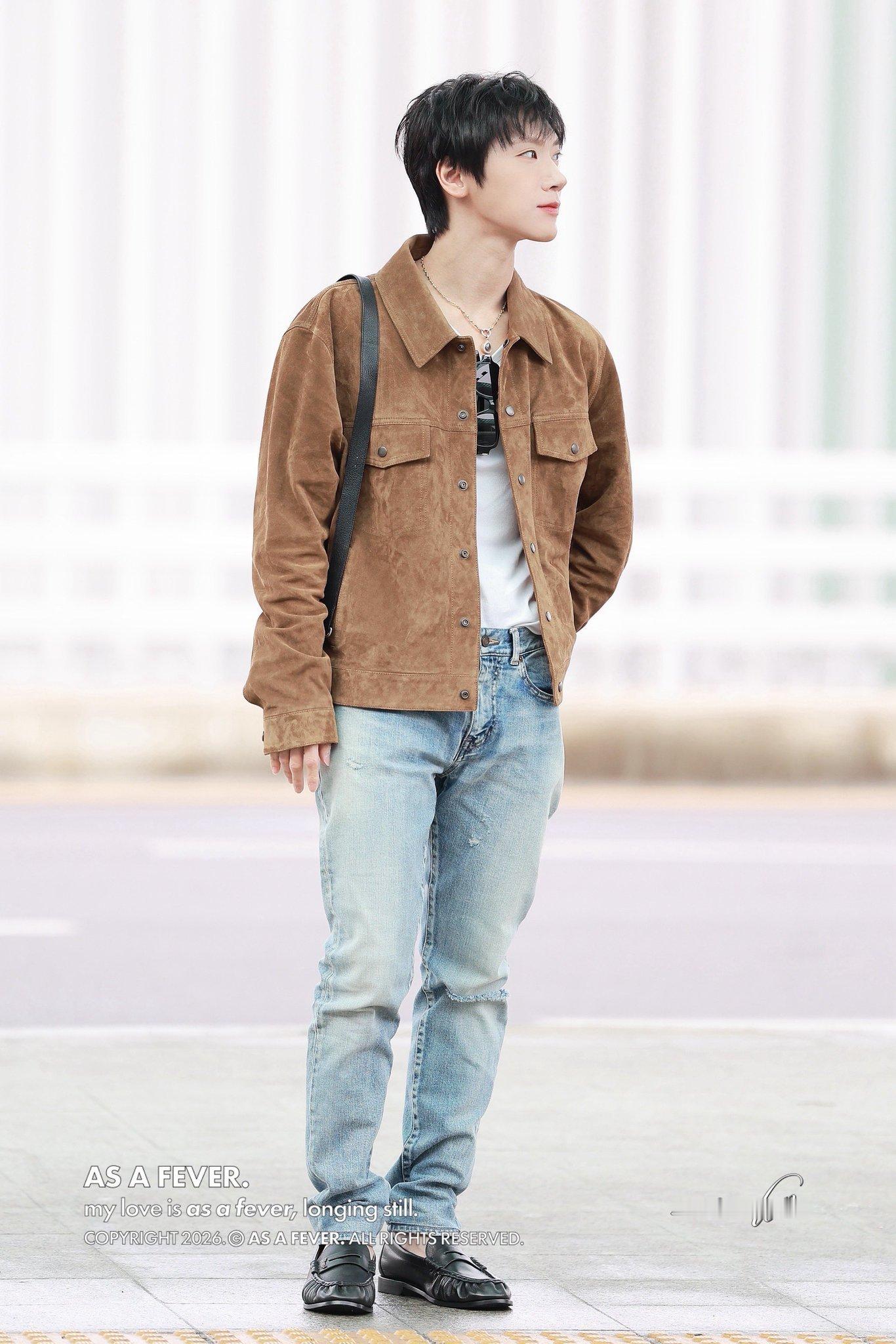 李永钦 x Saint Laurent Men‘s Winter 2026 Sh