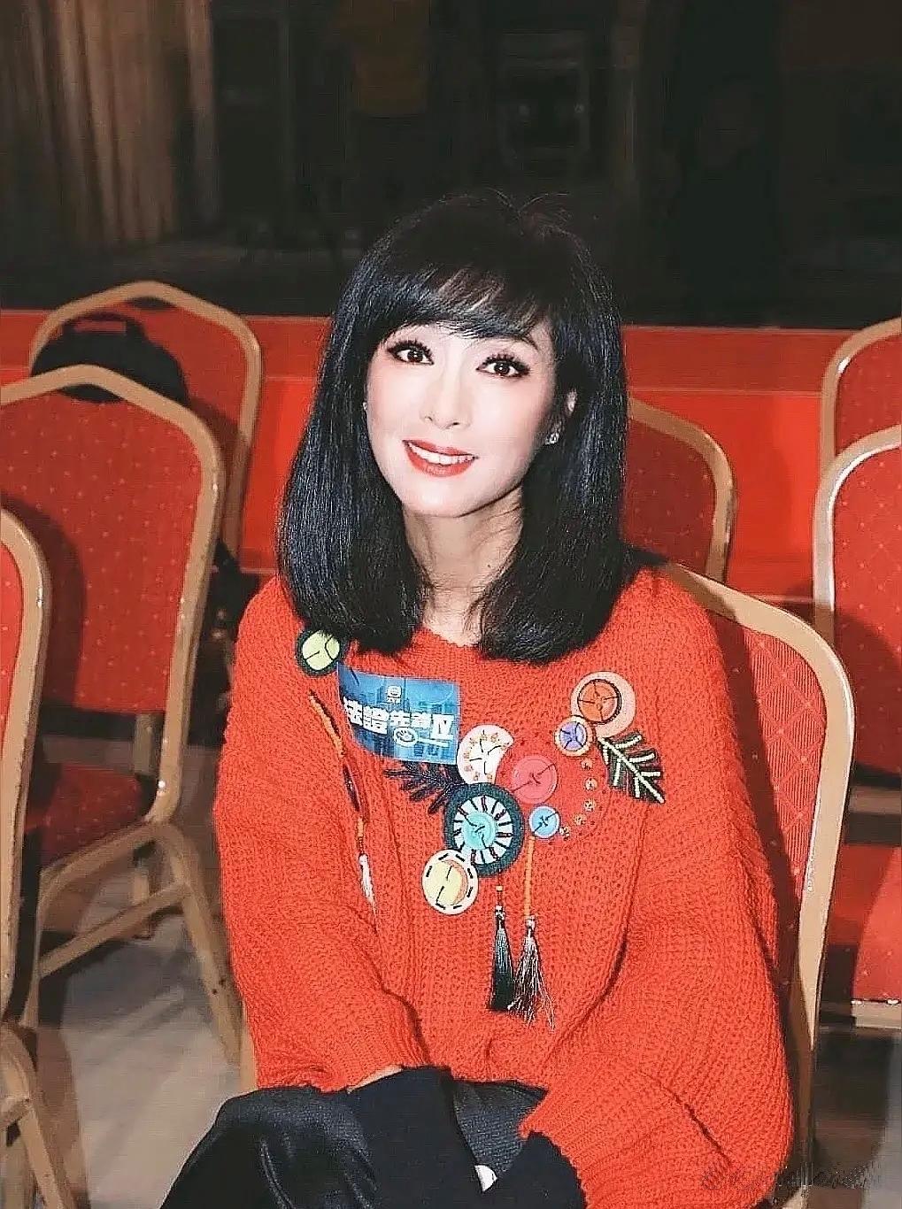 一段非常治愈的话：“人只有在不爱任何人的时候，才会情绪稳定。当你不喜欢任何人的时