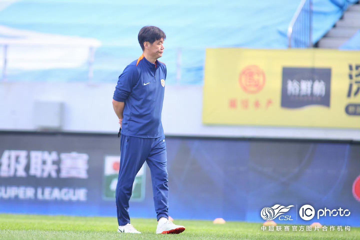 今天下午3：30，全国球迷关注的一场比赛。李指导带领的青岛海牛是逆天改命还是就此