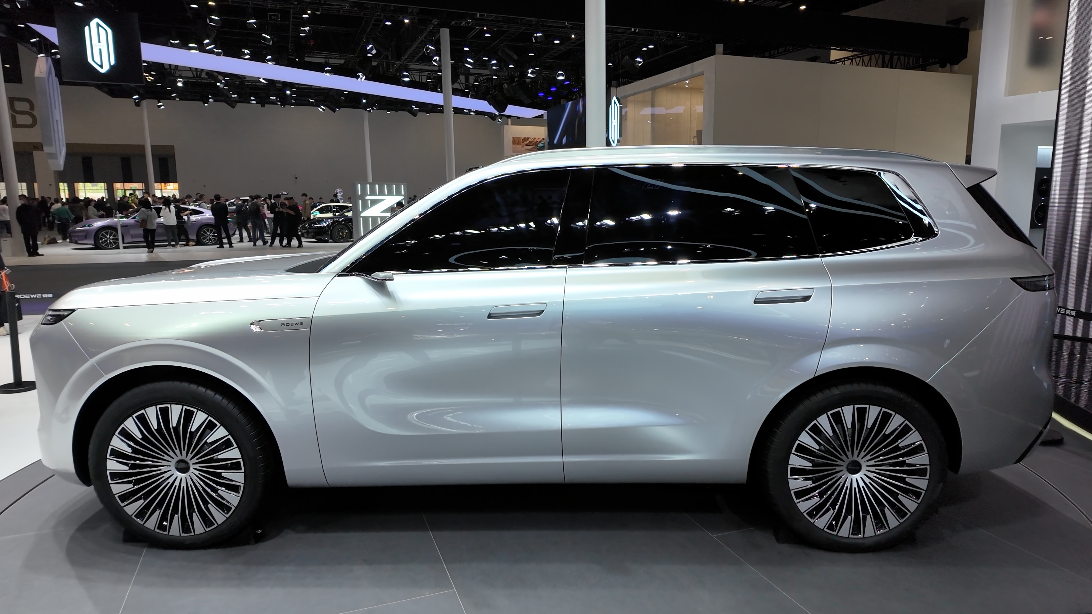 【问驾实拍图赏】：荣威072026北京车展 大v聊车