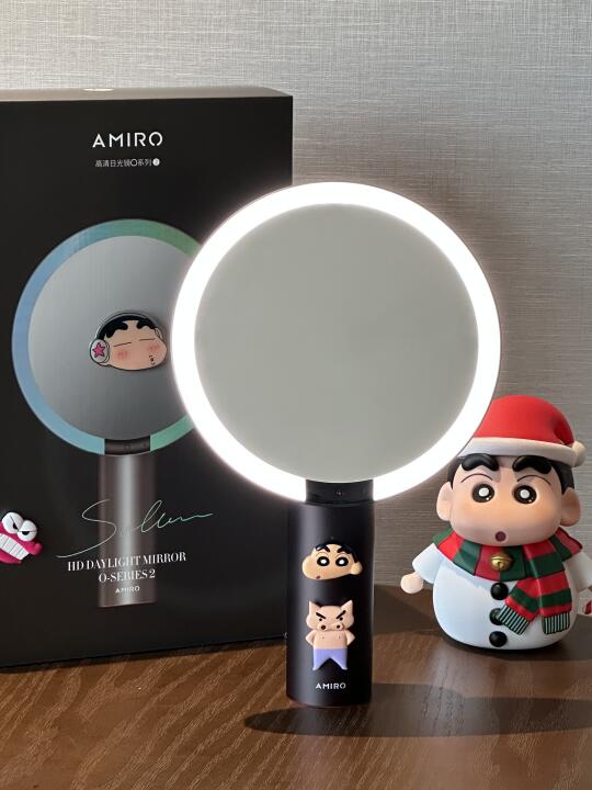 爱美女孩收到会爆炸开心的礼物！！