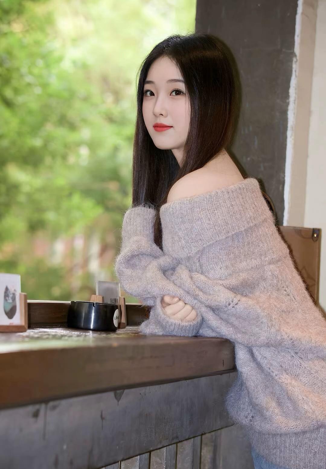 💫 内在品质：魅力的核心

漂亮的外表或许能吸引第一眼，但能让人长久倾心的，是