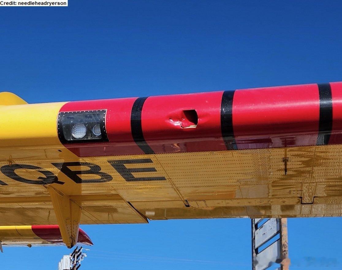 加利福尼亚州洛杉矶帕利塞兹大火中，消防飞机与无人机相撞后受损。飞机安全着陆，并因