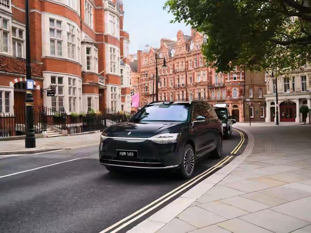 听我一句劝，买新能源SUV不纠结：
1、50万——买问界M9

2、40万——买