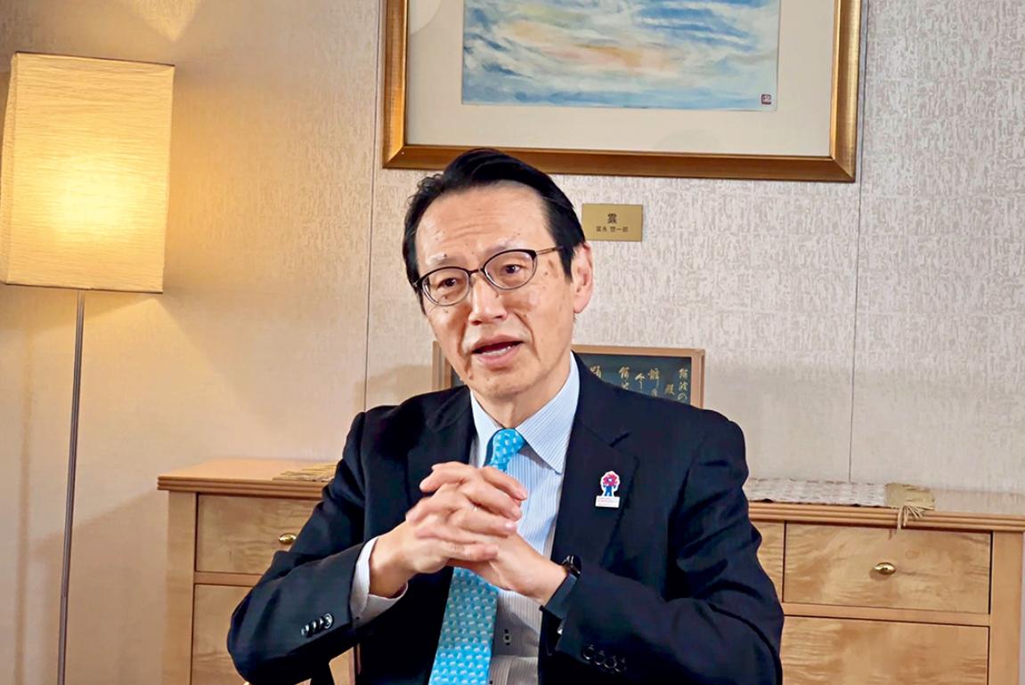 金杉宪治，日本驻华大使，最近在朝日电视台的专访中说了一句让日本国内很不舒服的大实